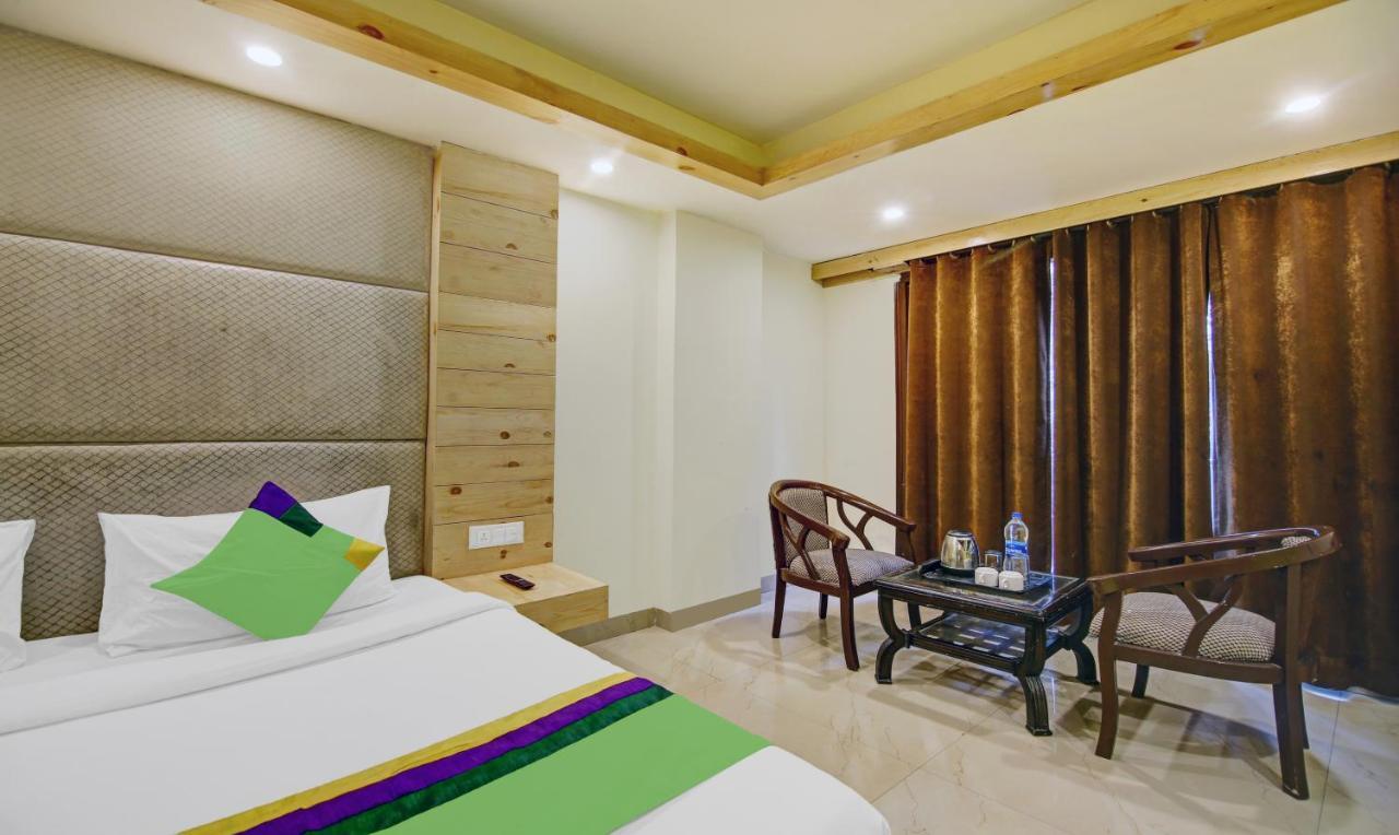 Itsy By Treebo - Howard International Mall Road Mussoorie Exteriör bild
